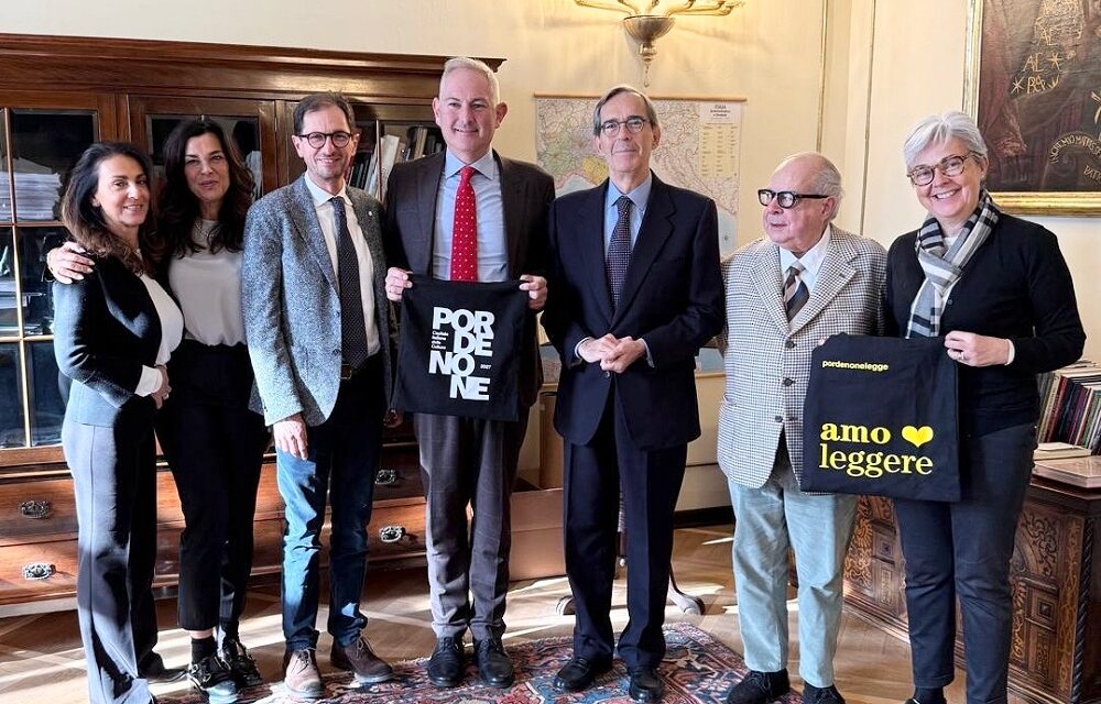 PORDENONE-PRAGA, crescono le relazioni culturali nel segno del LIBRO