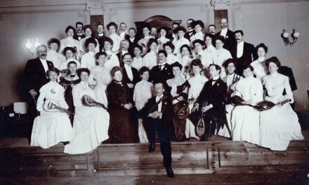 PER I “LUNEDÌ DELLO SCHMIDL” LUNEDÌ 10 NOVEMBRE ALLE ORE 17.30 NELLA SALA BOBI BAZLEN DI PALAZZO GOPCEVICH INCONTRO DEDICATO ALLA PRESENTAZIONE DEL “MANDOLINO FERNANDO DEL PERUGIA”