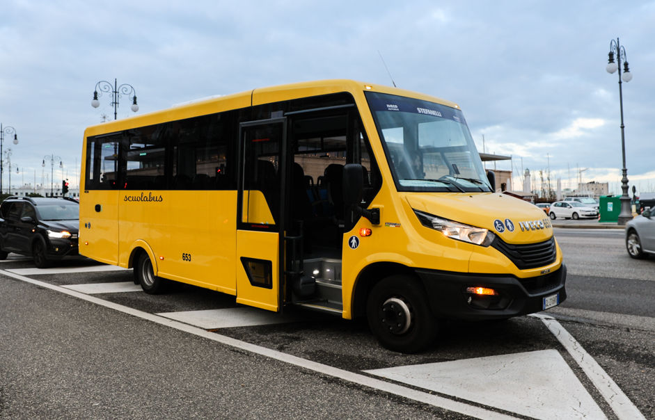 IL COMUNE DI TRIESTE, GRAZIE AL CONTRIBUTO DELLA FONDAZIONE CRTRIESTE, HA ATTIVATO UN SERVIZIO DI TRASPORTO A FAVORE DEGLI ALLIEVI DELLA SCUOLA DELL’INFANZIA “SPACCINI” e DELLA SCUOLA PRIMARIA “SAURO”
