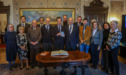 IL SINDACO HA CONFERITO IL SIGILLO TRECENTESCO DELLA CITTÀ DI TRIESTE AL TEATRO STABILE SLOVENO