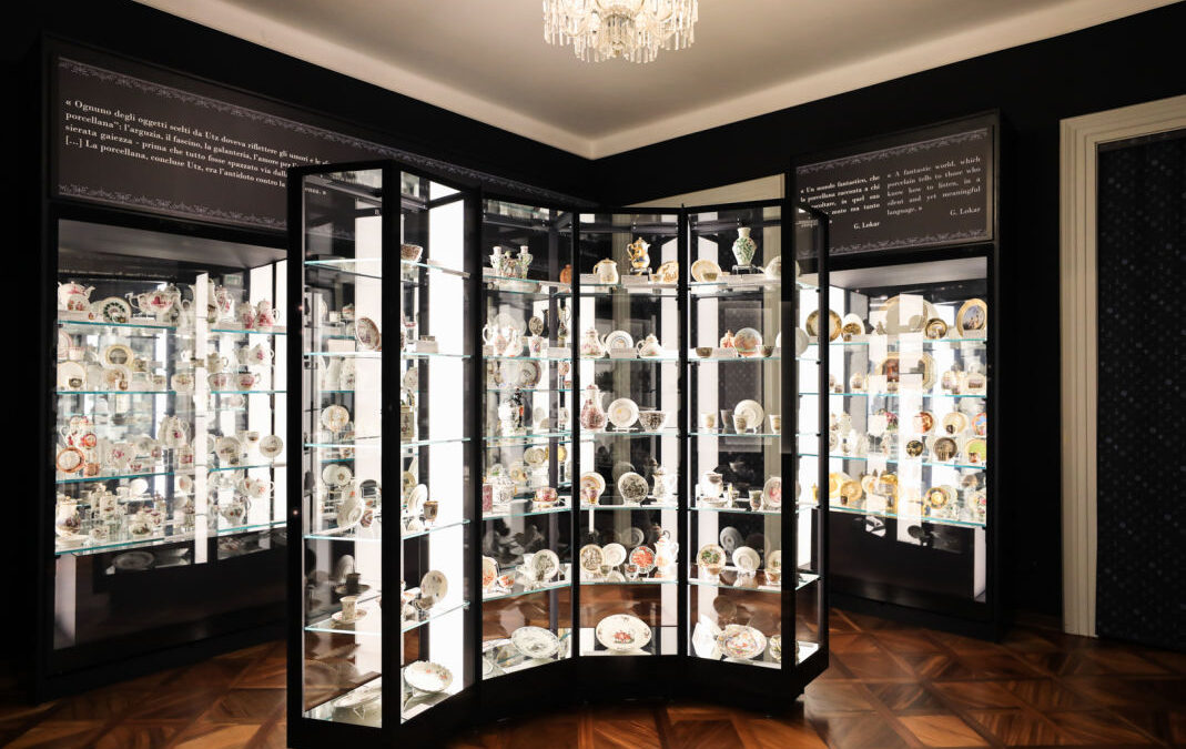 LA COLLEZIONE LOKAR INNALZA IL CIVICO MUSEO SARTORIO AL LIVELLO DELLE ECCELLENZE INTERNAZIONALI NEL CAMPO DELLE CERAMICHE