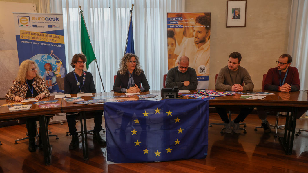 ILLUSTRATE LE ATTIVITÀ SVOLTE NEL 2025 DAL CENTRO DI INFORMAZIONE EUROPEA DEL COMUNE DI TRIESTE EUROPE DIRECT TRIESTE – EURODESK