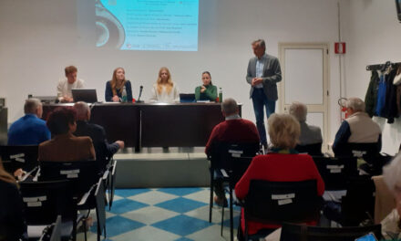 INAUGURATO AL LICEO “OBERDAN” IL CICLO DEI “CENACOLI DEL CAFFÈ” 2025-2026