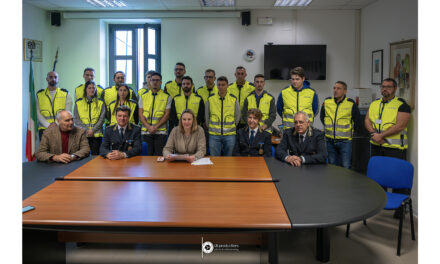 L’ASSESSORE ALLE POLITICHE DELLA SICUREZZA CITTADINA, CATERINA DE GAVARDO HA PRESENTATO I 16 NUOVI AGENTI DELLA POLIZIA LOCALE