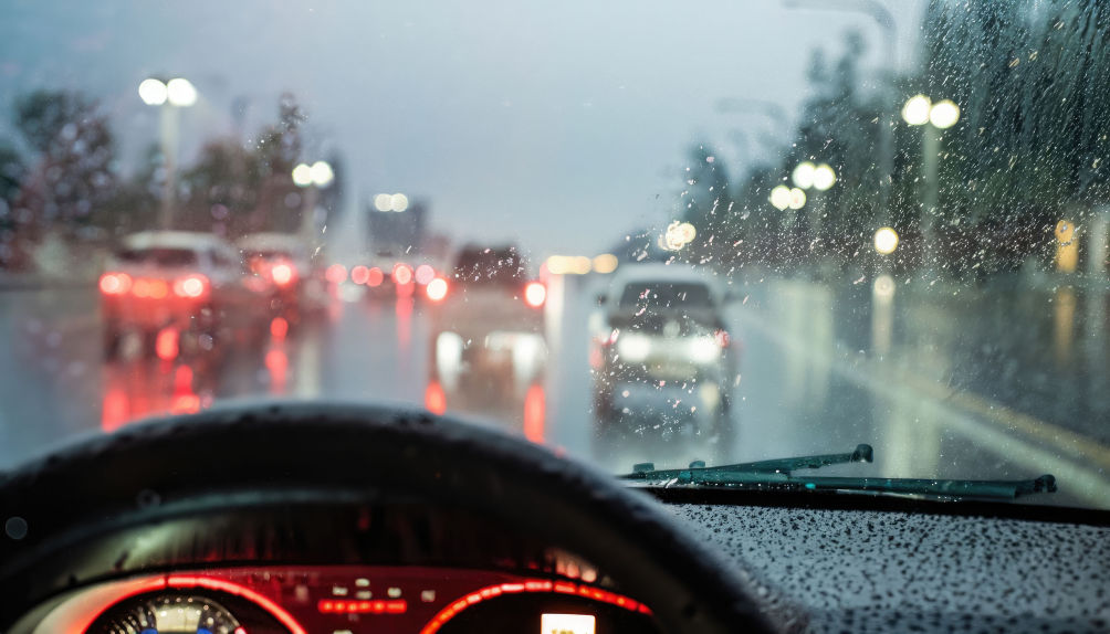 Come guidare in sicurezza con il maltempo
