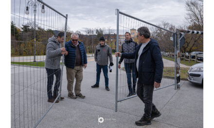 L’ASSESSORE ALLE POLITICHE DEL TERRITORIO, MICHELE BABUDER HA INAUGURATO IL RINNOVATO PARCHEGGIO DEL FERDINANDEO