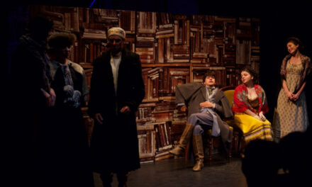 “Il funzionario”, il nuovo spettacolo recitato dagli allievi della scuola StarTsLab, alla Sala Bartoli del Politeama Rossetti