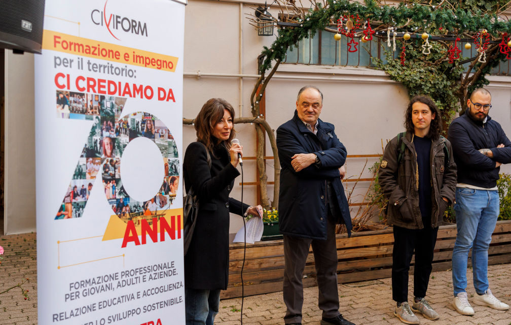 Inaugurata a Cividale la mostra “7 mari e 21 tempi verbali. Grammatica di cammino e permanenza”