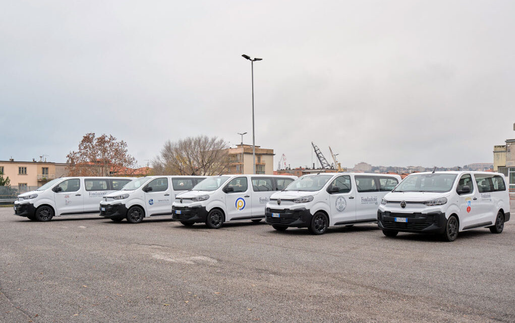 La Fondazione CRTrieste dona ulteriori cinque automezzi (pulmini) ad associazioni sportive giovanili e di volontariato del territorio