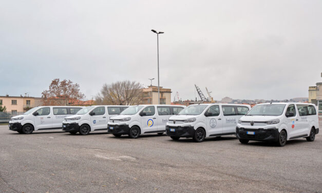La Fondazione CRTrieste dona ulteriori cinque automezzi (pulmini) ad associazioni sportive giovanili e di volontariato del territorio