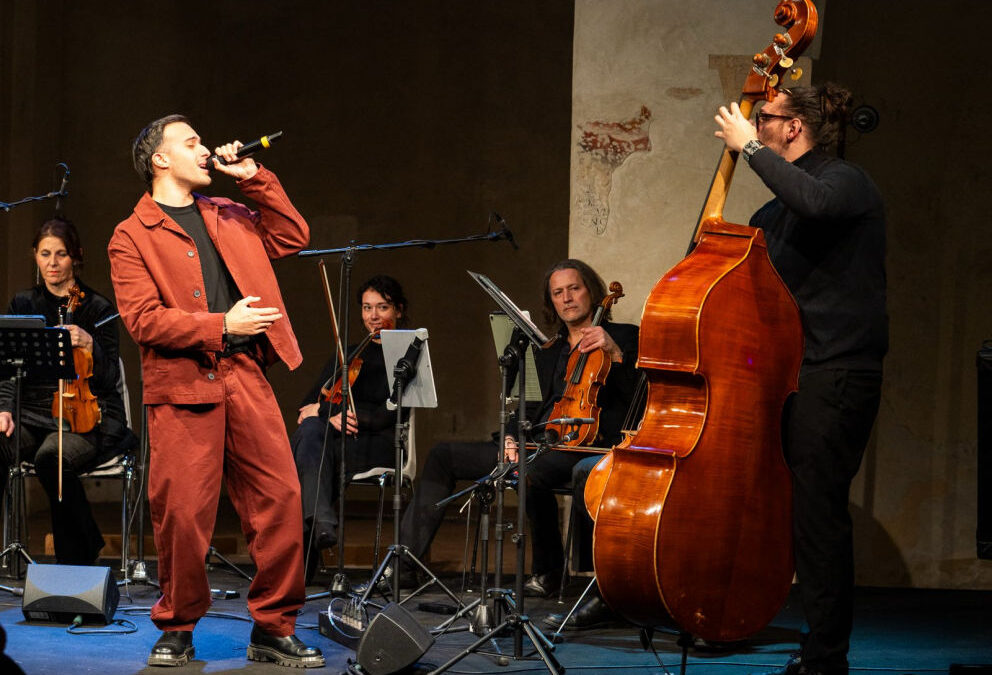 I CONCERTI “SILENT NIGHT” DELL’ACCADEMIA MUSICALE NAONIS CON AREASANREMO PER SALUTARE IL NUOVO ANNO