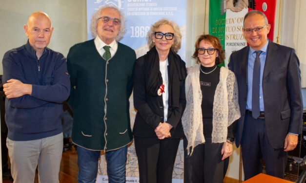IL 160° ANNO DELLA SOMSI PORDENONE INIZIERÀ NEL 2026 CON LA GRANDE PRODUZIONE LIRICA PER RAGAZZI “ALICE NEL PAESE DELLE MERAVIGLIE”, IN SINERGIA CON IL TEATRO SOCIALE DI ROVIGO