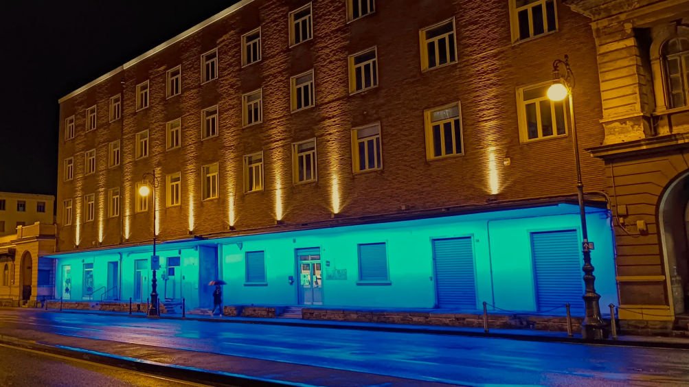 SABATO 13 DICEMBRE IN OCCASIONE CAMPAGNA DI SENSIBILIZZAZIONE “ILLUMINA LA SPERANZA. COLORA IL SILENZIO” IL PALAZZO URBAN DELLE IMPRESE SARA’ ILLUMINATO DI AZZURRO