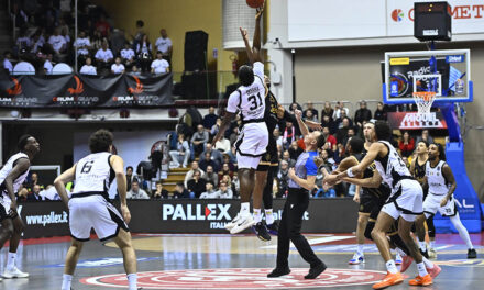 La Pallacanestro Trieste lotta ma cede nel finale con la Virtus Bologna: al PalaTrieste si chiude 66-74