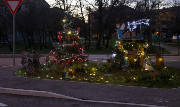 VILLA CARSIA: INAUGURAZIONE E ACCENSIONE DELLE LUCI DEL PRESEPE E DELL’ALBERO DI NATALE