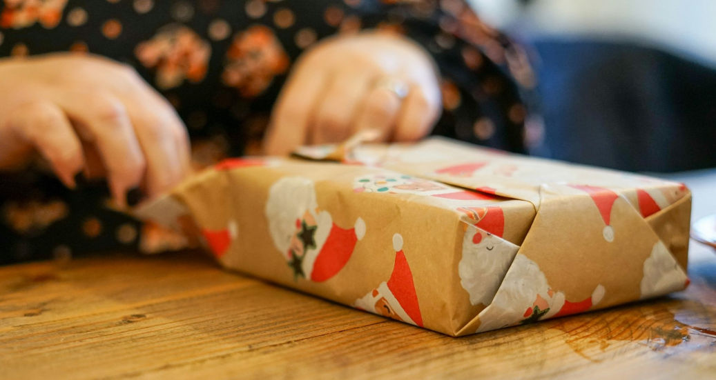 La Top 5 dei regali aziendali da dimenticare: le sorprese che nessuno vorrebbe trovare sotto l’albero