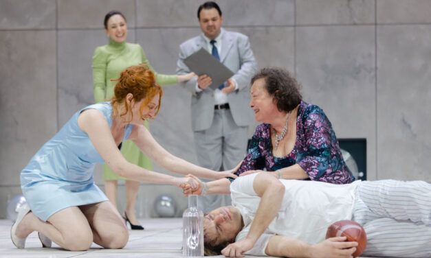 LIDI E WILLIAMS: UN INCONTRO SENZA FILTRI, TRA LUCE CHIRURGICA E SILENZI PESANTI NE “LA GATTA SUL TETTO CHE SCOTTA” ALLA “SALA ASSICURAZIONI GENERALI “ DE “IL ROSSETTI”