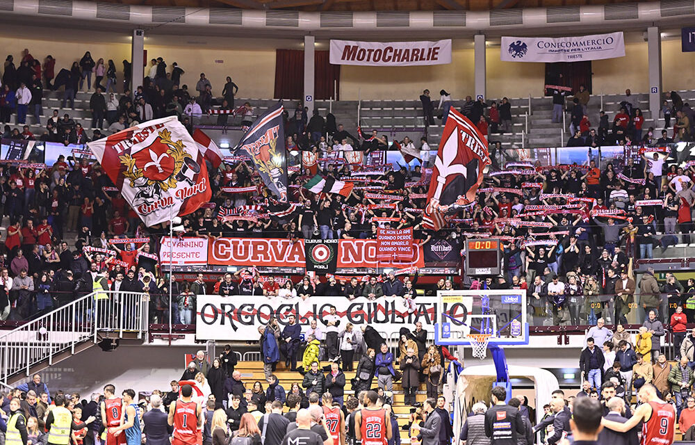La Pallacanestro Trieste supera Cantù e chiude il girone d’andata con una vittoria 84-79