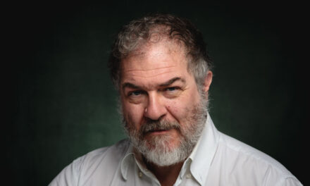 Alieni in laguna: Pennacchi da sold out in quattro Teatri ERT