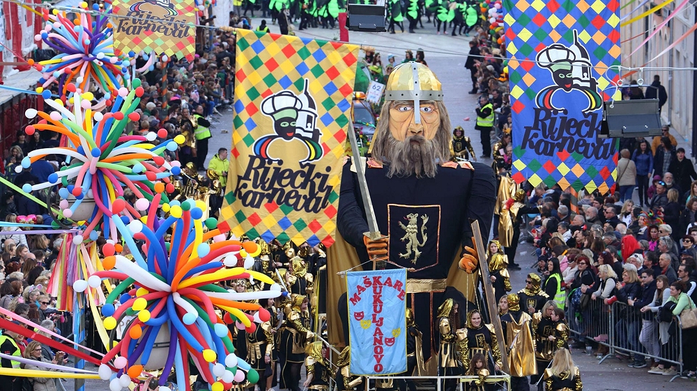 Il carnevale di Rijeka: un critico sorridente della realtà sociale
