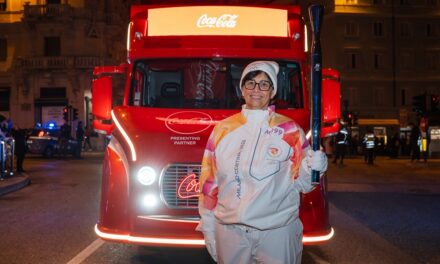 Rosy Russo e Alessandro Talocchi tedofori a Trieste: continua il Viaggio della Fiamma Olimpica di MiCo26