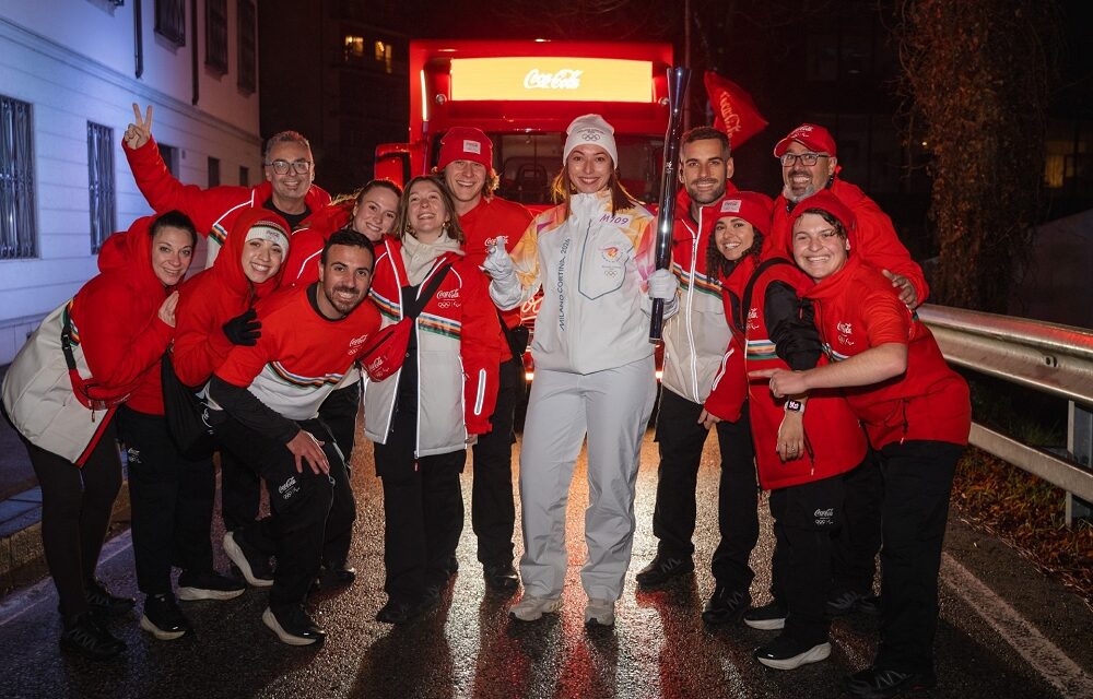 Mara Navarria e Luca Da Prato tedofori a Udine: continua il Viaggio della Fiamma Olimpica di MiCo26