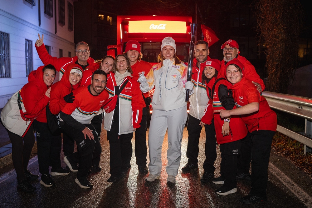 Mara Navarria e Luca Da Prato tedofori a Udine: continua il Viaggio della Fiamma Olimpica di MiCo26