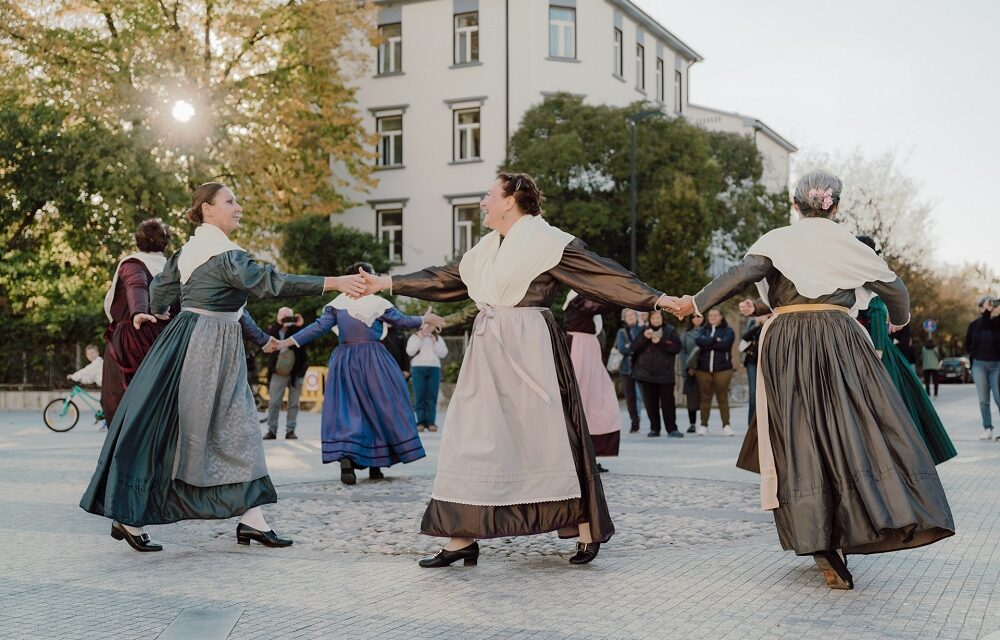 FILI CONTINUI: IN MOSTRA alla Galerija Gong di Nova Gorica “TRAME E INTRECCI AL CONFINE”