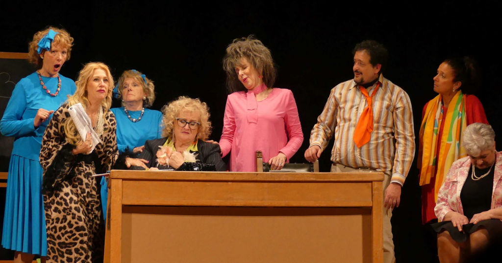 Domenica 18 gennaio, al Concordia, la compagnia teatrale “Il Bazar degli Strambi di Prata di Pordenone porterà in scena la commedia “Tutti matti per la scuola”