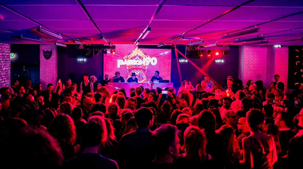 Passion ’90: la Winter Edition accende il FIVE