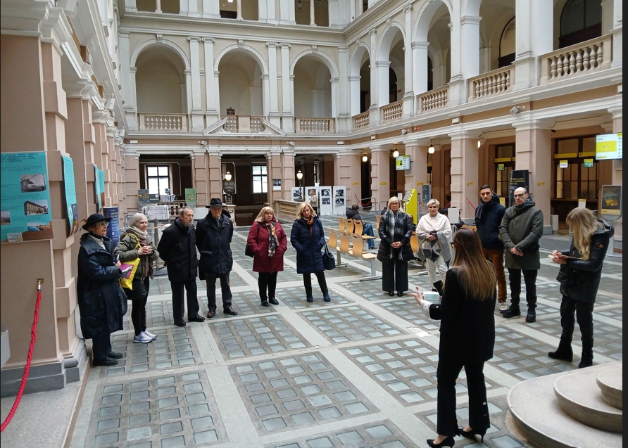 INAUGURATA NEL PALAZZO DELLE POSTE CENTRALI DI TRIESTE LA MOSTRA: “RISPARMIARE È CRESCERE, VIAGGIO NEL RISPARMIO POSTALE ITALIANO”