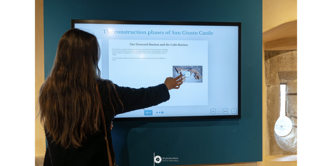 PRESENTATI I NUOVI SUPPORTI TECNOLOGICI ALLA VISITA DEL CASTELLO DI SAN GIUSTO