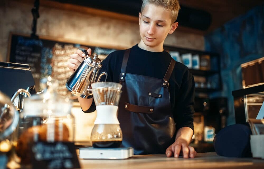 ENOGASTRONOMIA, PRODUZIONI ALIMENTARI E ORGANIZZAZIONE AZIENDALE IN VENETO: ALLA SCUOLA DIEFFE SI FORMANO I PROFESSIONISTI DI DOMANI