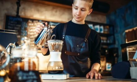 ENOGASTRONOMIA, PRODUZIONI ALIMENTARI E ORGANIZZAZIONE AZIENDALE IN VENETO: ALLA SCUOLA DIEFFE SI FORMANO I PROFESSIONISTI DI DOMANI