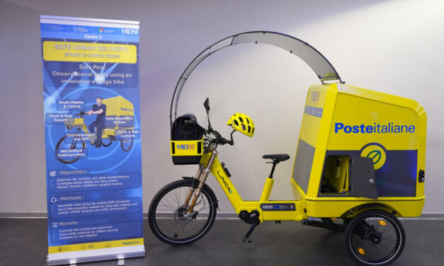 POSTE ITALIANE: NUOVI PROTOTIPI DI CARGO E-BIKE PER CONSEGNARE PACCHI NEI CENTRI STORICI DELLE CITTÀ