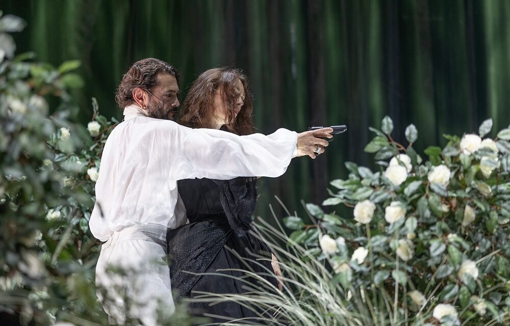 Riccardo III secondo Antonio Latella: il capolavoro di Shakespeare con Vinicio Marchioni in scena al Teatro Nuovo Giovanni da Udine