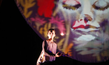 TEATRO VERDI PORDENONE: DOMENICA 11 GENNAIO LO SPETTACOLO DELLA SEZIONE ANNI VERDI “TUTTO CAMBIA! IL BRUCO E LA FARFALLA E ALTRI RACCONTI”