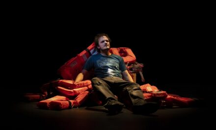 LA COMPAGNIA KEPLER-452 PORTA SUL PALCO DEL TEATRO VERDI DI PORDENONE LO SPETTACOLO “A PLACE OF SAFETY”