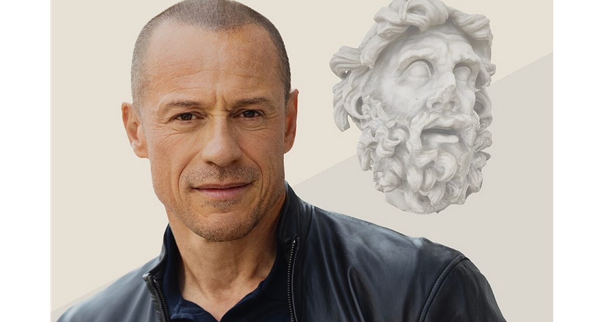 STEFANO ACCORSI diretto da Daniele Finzi Pasca in “NESSUNO. LE AVVENTURE DI ULISSE” ospite del Teatro Stabile del Friuli Venezia Giulia