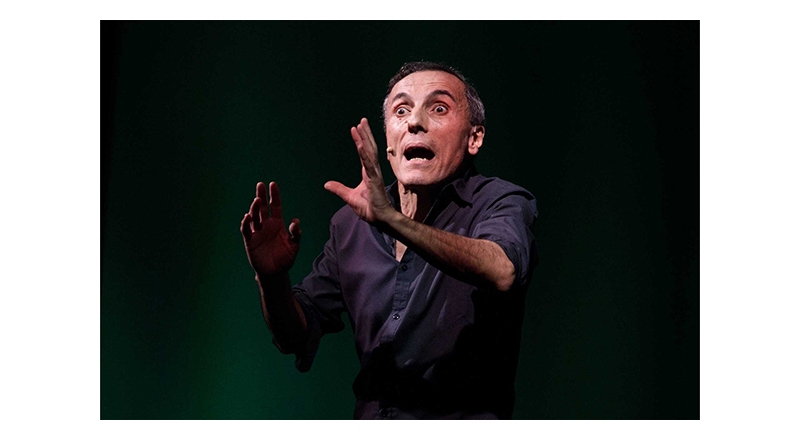 Valerio Aprea al Teatro Balzan di Badia Polesine con “Lapocalisse”