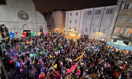 Il Carnevale di Muggia entra nel vivo: domani la grande sfilata