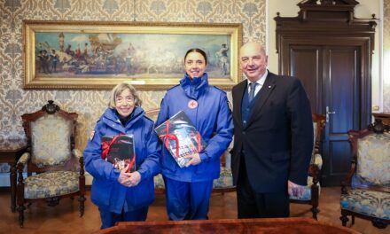 IL SINDACO ROBERTO DIPIAZZA HA RICEVUTO IN MUNICIPIO SORELLA ROSA MARIA RIGGIO, ISPETTRICE TERRITORIALE DEL CORPO DELLE INFERMIERE VOLONTARIE DELLA CROCE ROSSA ITALIANA