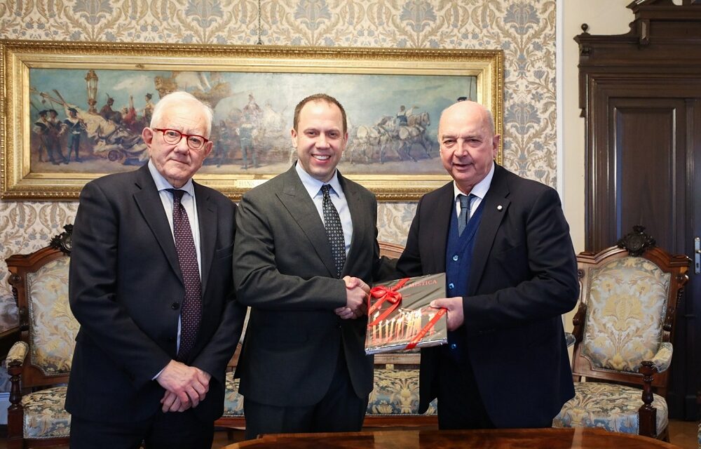 IL CONSOLE GENERALE DI SERBIA, NEMANJA SEKICKI, È STATO RICEVUTO IN MUNICIPIO DAL SINDACO ROBERTO DIPIAZZA