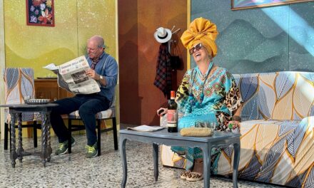 UN ESILARANTE INTRIGO FAMILIARE, UNA DONNA, UN MISTERO: “XE TUTA COLPA DE DONNAFUGATA” SUL PALCO DI “SCENARIO” A SACILE