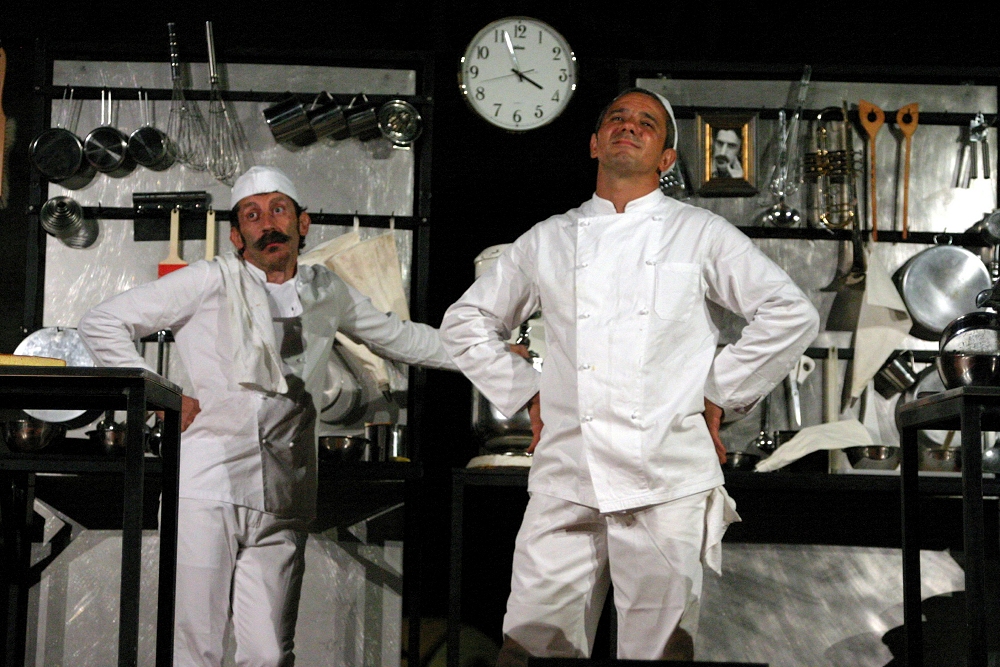 Un laboratorio di pasticceria sul palco di 5 teatri ERT