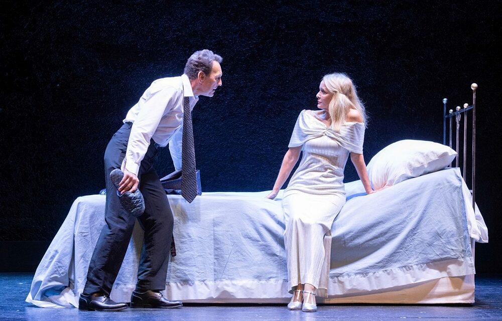 Un letto per due: a Latisana in scena la storia di un matrimonio