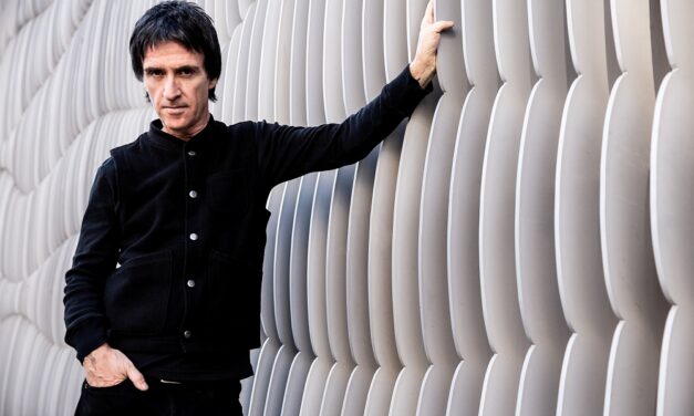 JOHNNY MARR in concerto al Castello di Udine con il suo enorme repertorio dai The Smith alla carriera solista
