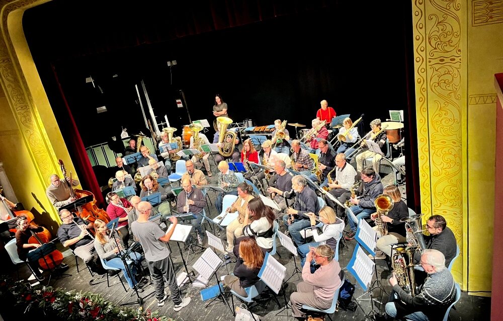 Approda a Gorizia lo spettacolo “La musica è luce”, progetto musical-teatrale che prevede otto concerti sinestetici in sette località regionali fino ad aprile 2026