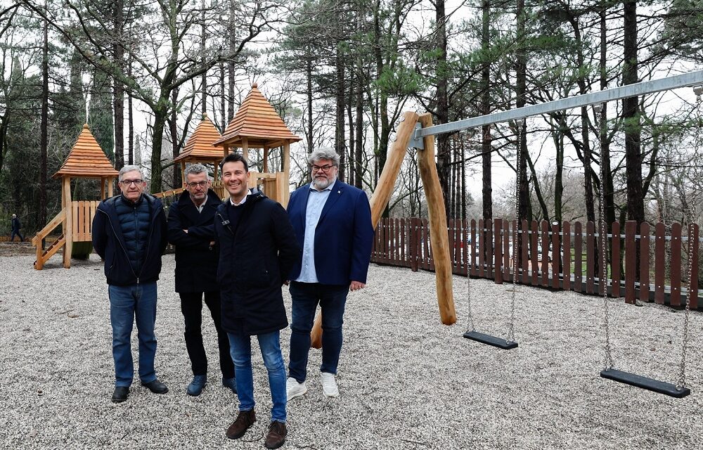 INAUGURATO IL PARCO GIOCHI DEL BOSCO FARNETO
