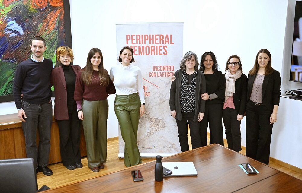 PERIPHERAL MEMORIES: presentata LA RESIDENZA ARTISTICA DELLA VISUAL ARTIST SPAGNOLA MARTA AZPARREN ALL’AZIENDA DI ARREDO NEW LIFE CONTRACT DI SAN GIOVANNI AL NATISONE
